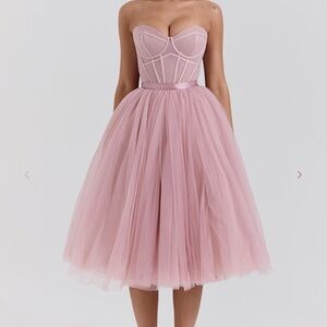 Worn once very carefully, House of CB Darling Dress size Small in Pink